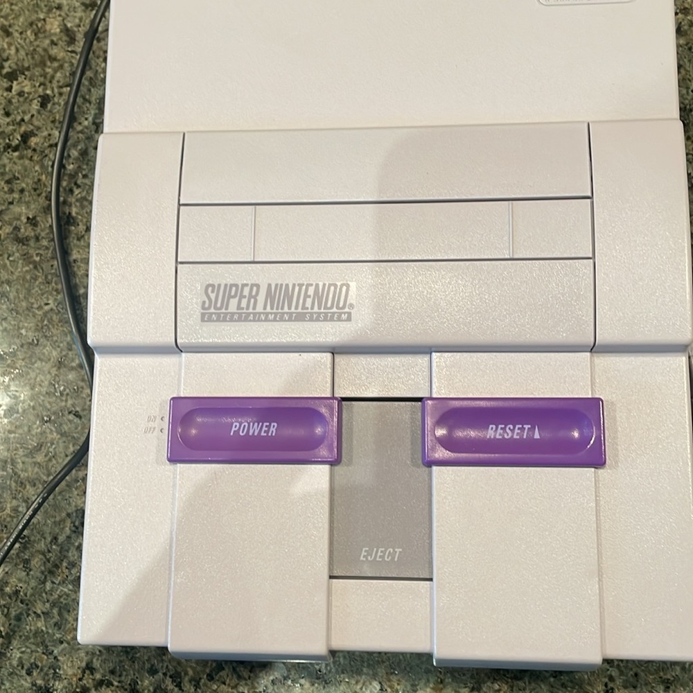 Super NES Control Set + 2 games - Picture 2 of 5